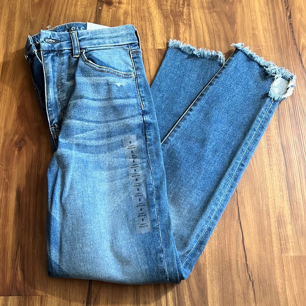 Never Worn AE jeans size 8 reg curvy